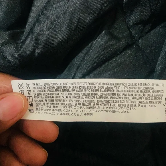 Forever 21 Black NYC East Coast Varsity Bomber Jacket SIZE M ❤️🖤🤍 - Picture 8 of 8